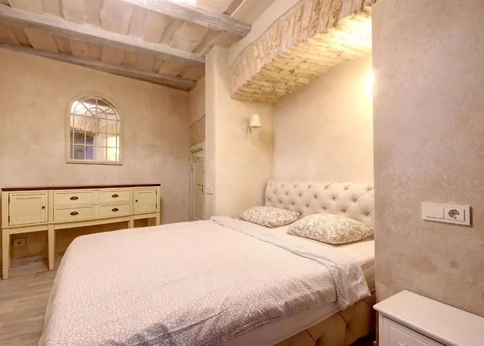 Appartement Historical X Free Parking Self Check In 24x7 By H&h *